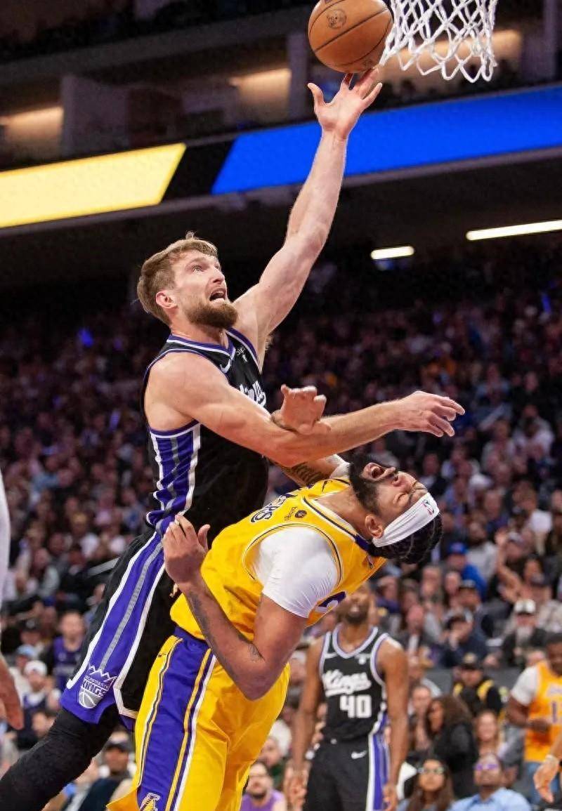 九游-关键时刻萨克拉门托国王防线松动——欧冠节点到来，更衣室稳定，年轻球员得到机会的简单介绍