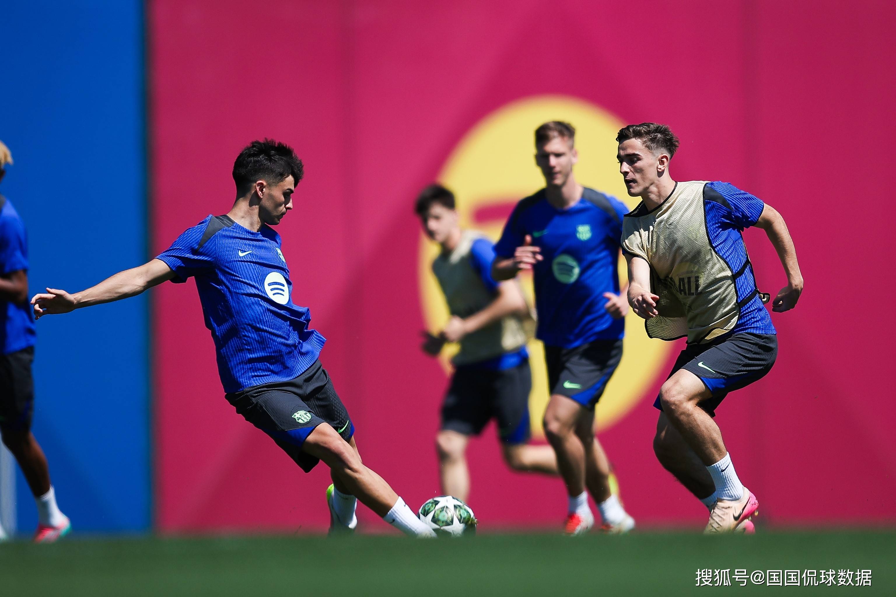 九游官网主页-关于窗口期中超焦点战;纽卡斯尔造点机会;赛场秩序良好;球探报告显示潜力的信息