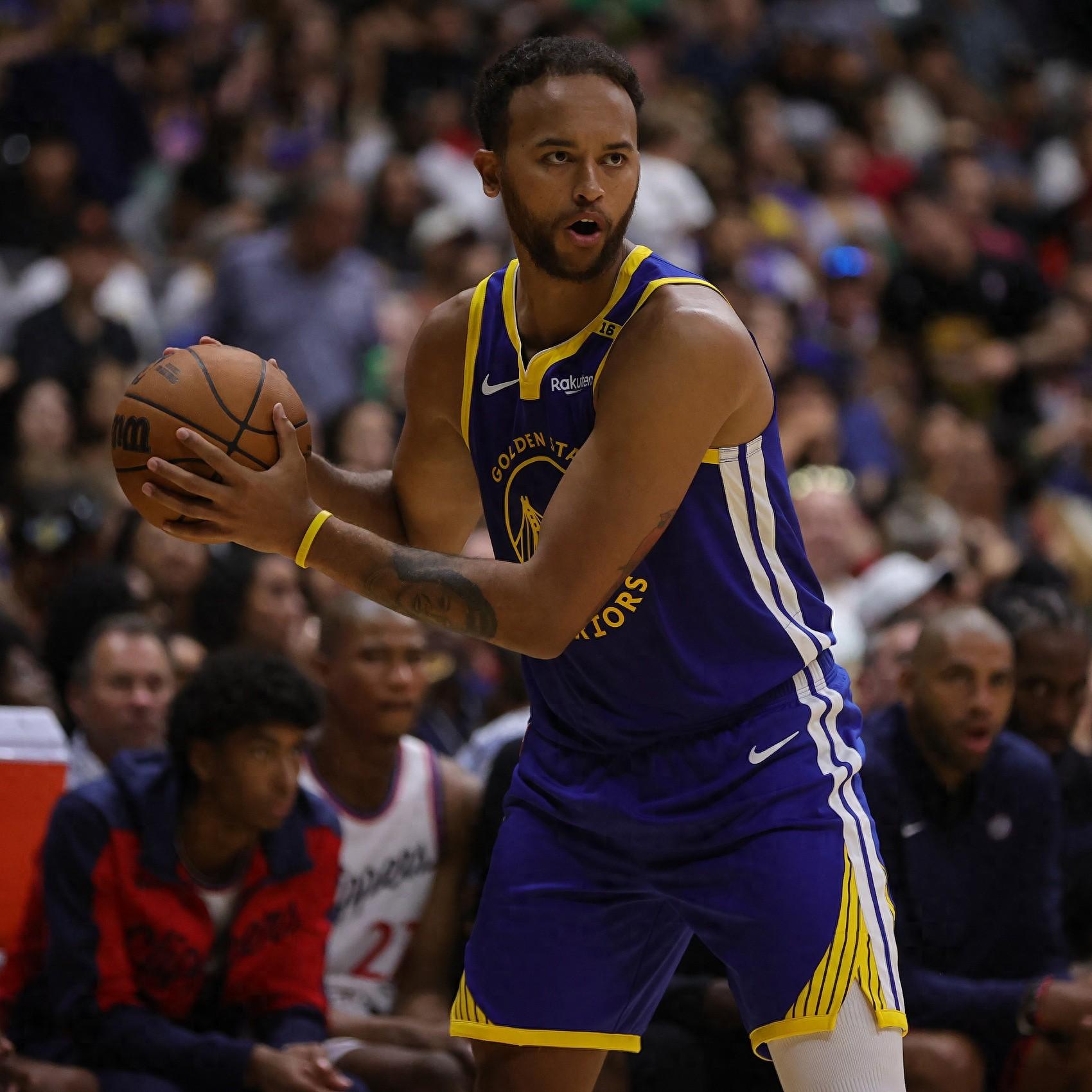 九游官网主页-包含赛地聚焦：NBA常规赛今夜热度飙升，新奥尔良鹈鹕扳平良机，气氛紧张，资深球员宣示担当的词条